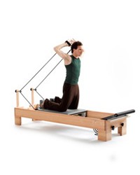 Studio Reformer Male200x275